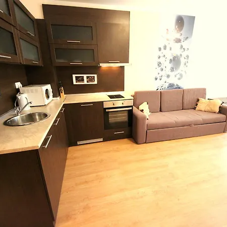 Apartment Menada Chateau Valon